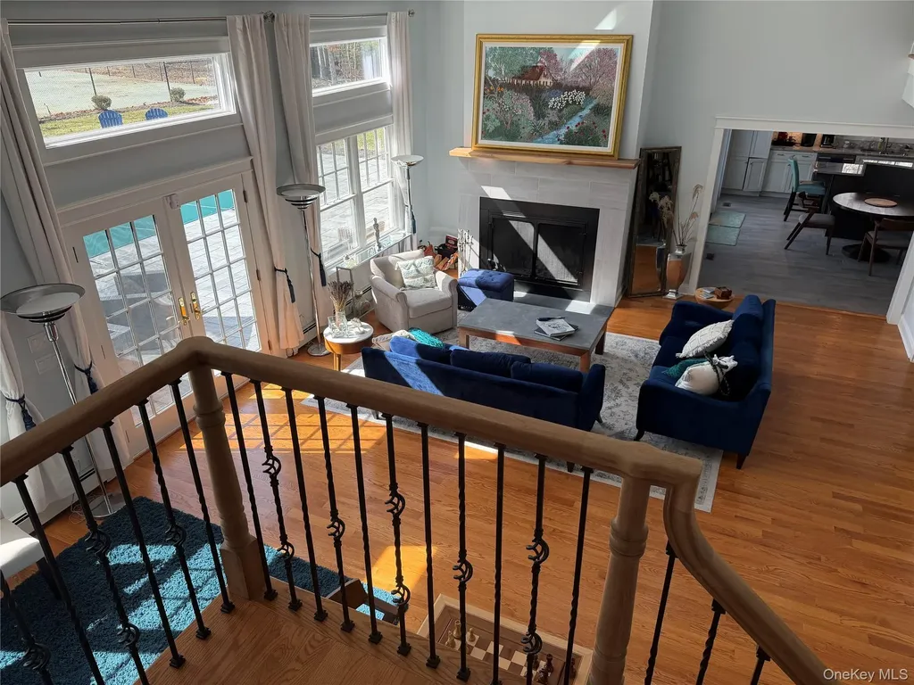 27 Deer Path Quogue NY 11959