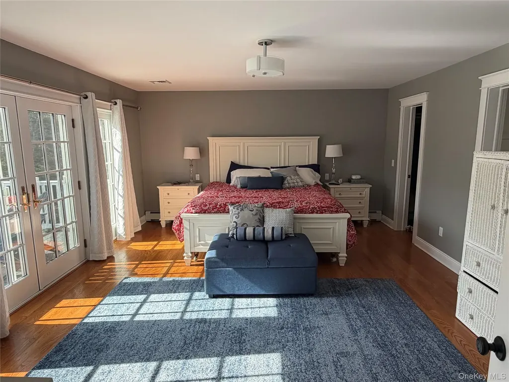 27 Deer Path Quogue NY 11959