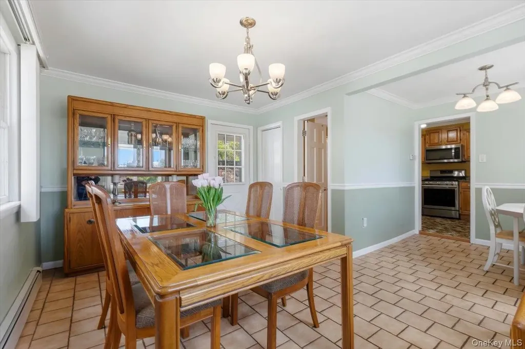 11 Daisy Drive Mahopac NY 10541