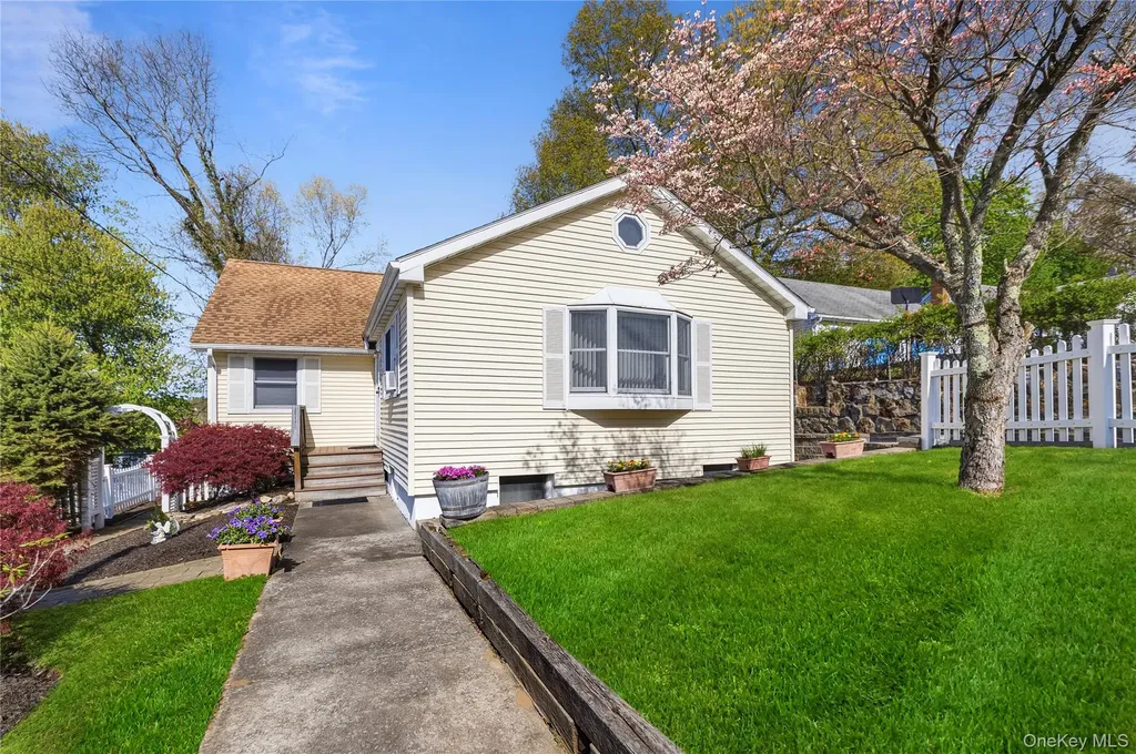 11 Daisy Drive Mahopac NY 10541