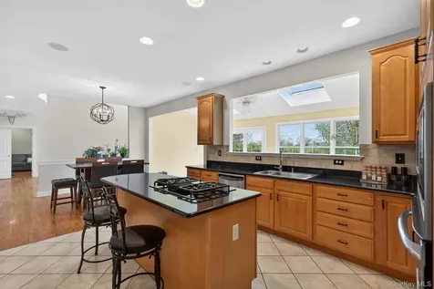 31 Sunflower Circle Wappingers Falls NY 12590