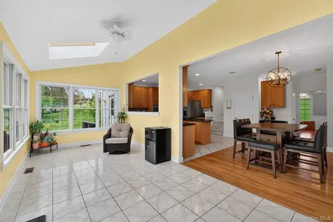 31 Sunflower Circle Wappingers Falls NY 12590