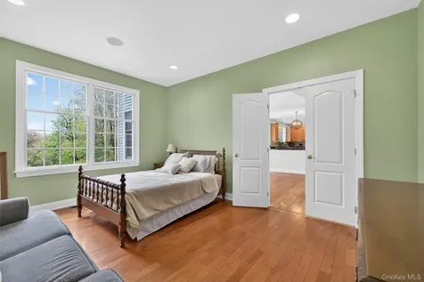 31 Sunflower Circle Wappingers Falls NY 12590