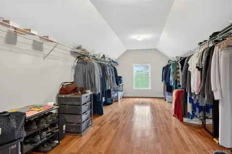 31 Sunflower Circle Wappingers Falls NY 12590