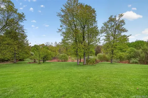 31 Sunflower Circle Wappingers Falls NY 12590