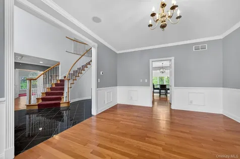 31 Sunflower Circle Wappingers Falls NY 12590