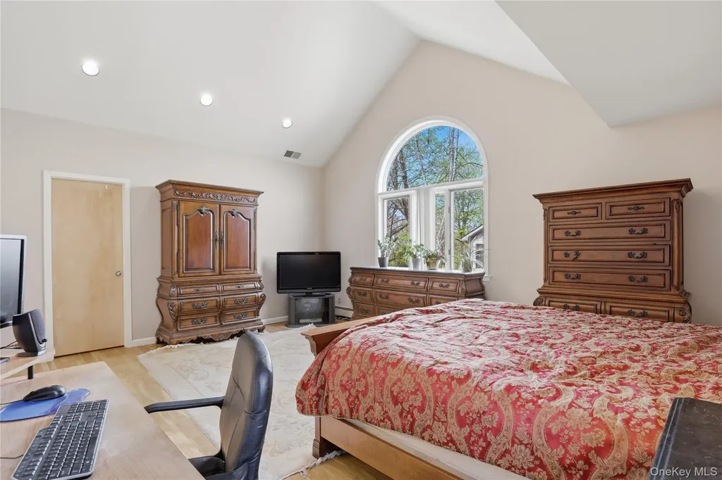 30 Ediths Way Hastings-on-hudson NY 10706