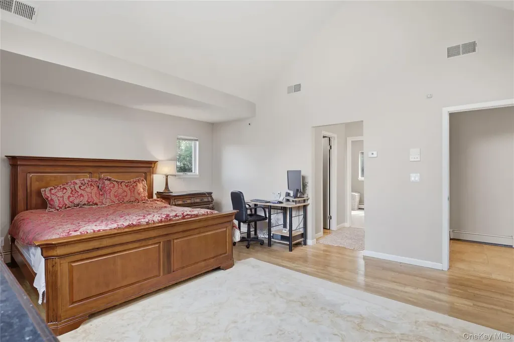 30 Ediths Way Hastings-on-hudson NY 10706