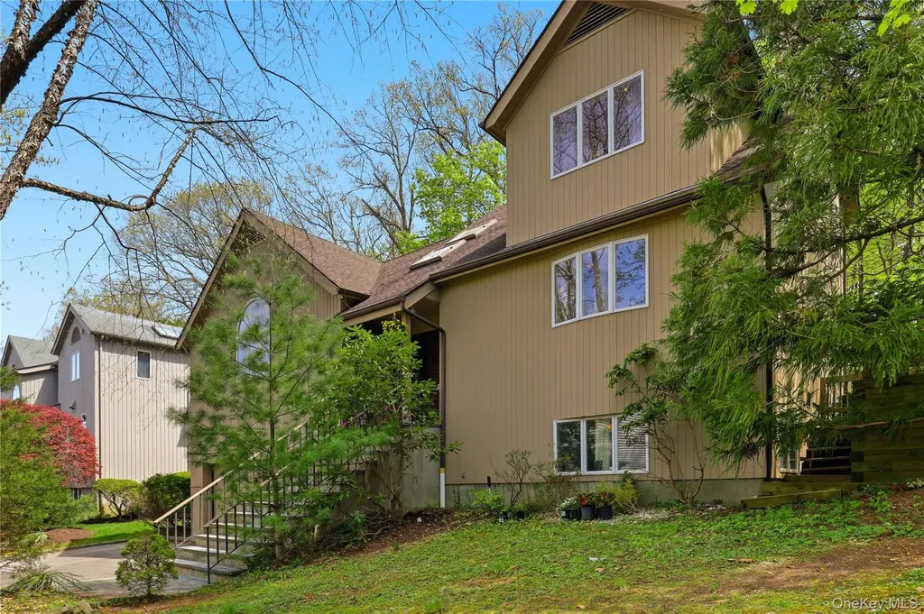 30 Ediths Way Hastings-on-hudson NY 10706