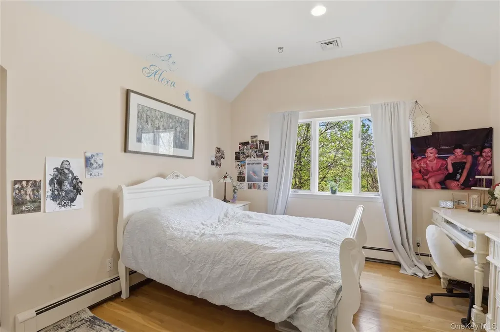 30 Ediths Way Hastings-on-hudson NY 10706