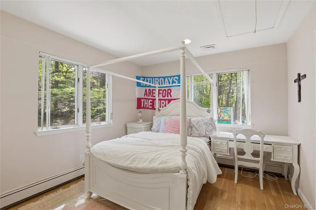 30 Ediths Way Hastings-on-hudson NY 10706