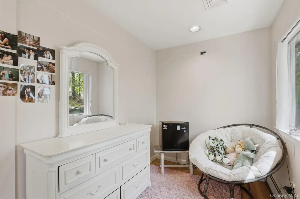 30 Ediths Way Hastings-on-hudson NY 10706