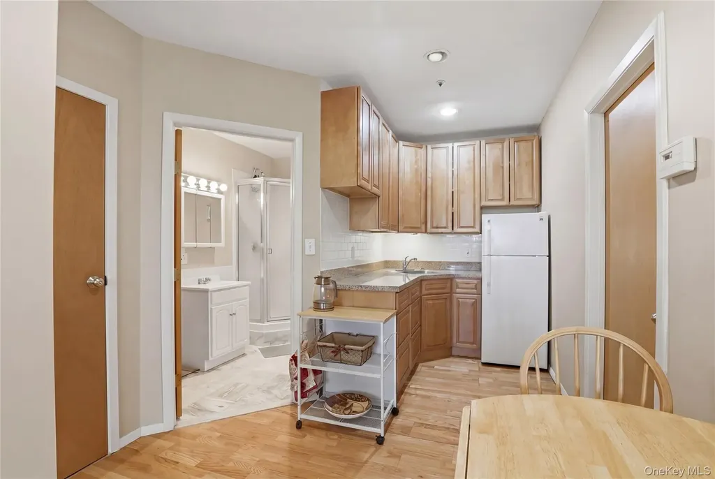 30 Ediths Way Hastings-on-hudson NY 10706