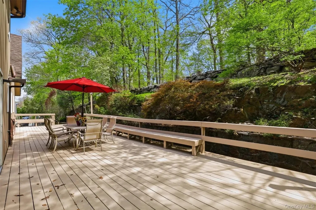 30 Ediths Way Hastings-on-hudson NY 10706