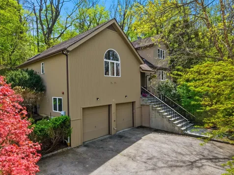 30 Ediths Way Hastings-on-hudson NY 10706