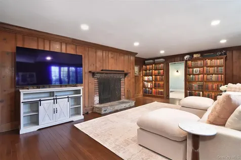 41 Summit Avenue Bronxville NY 10708