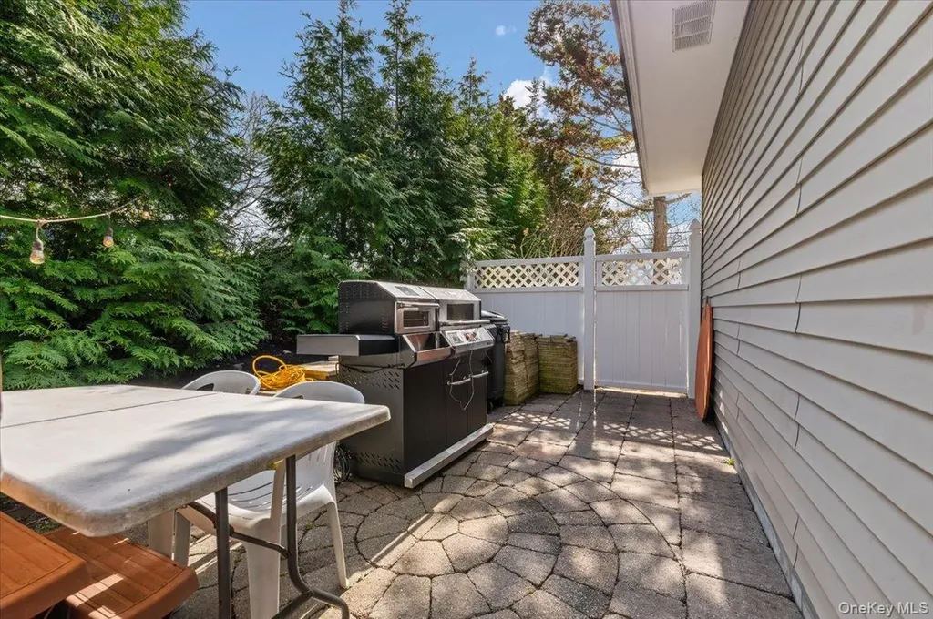 26 Bittersweet Avenue Hampton Bays NY 11946