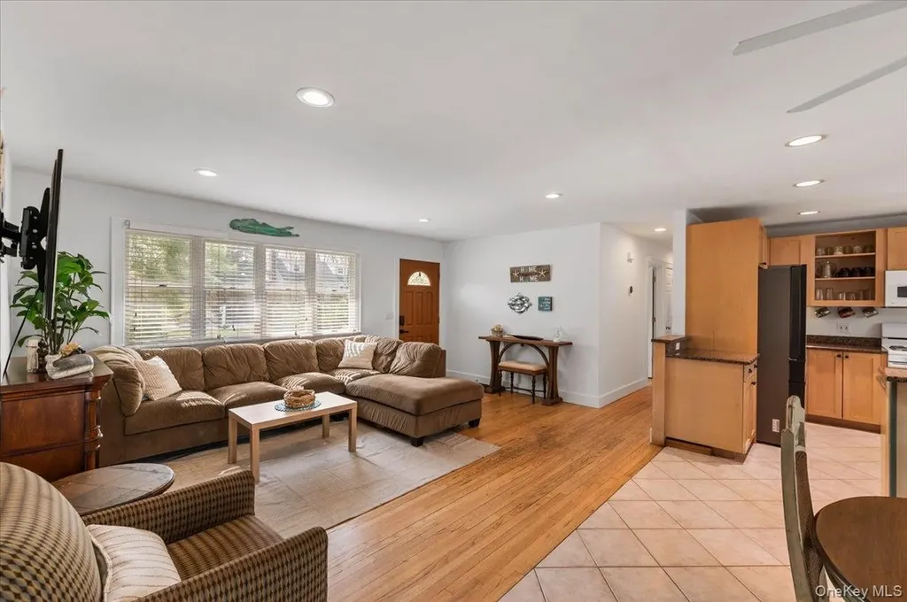 26 Bittersweet Avenue Hampton Bays NY 11946