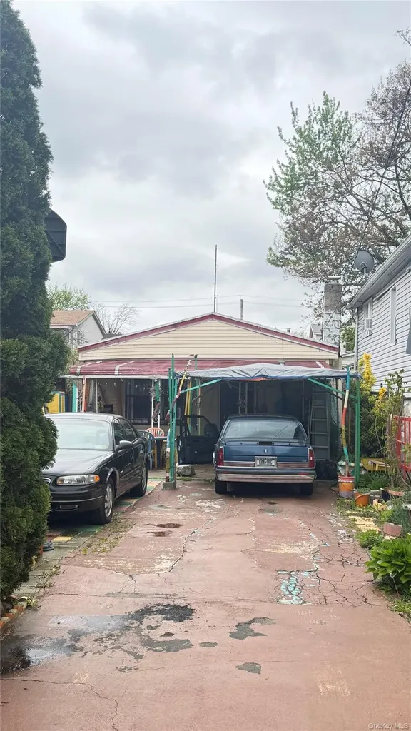 227 Stephens Avenue Bronx NY 10473