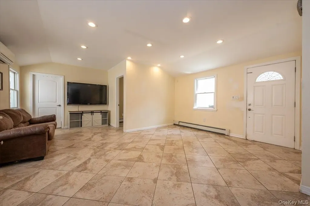 64D Edgewater Park Bronx NY 10465