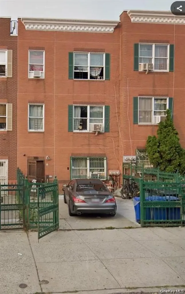436 E 141st Street Bronx NY 10454
