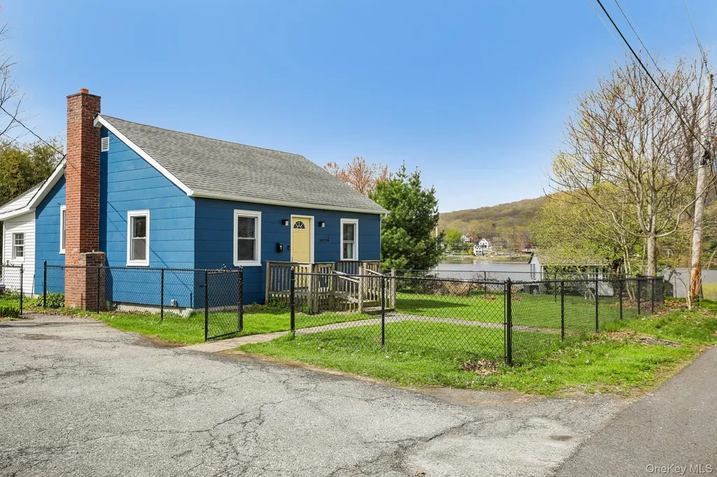 5 Huguenot Road Carmel NY 10512