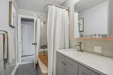5 Huguenot Road Carmel NY 10512