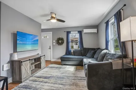 5 Huguenot Road Carmel NY 10512