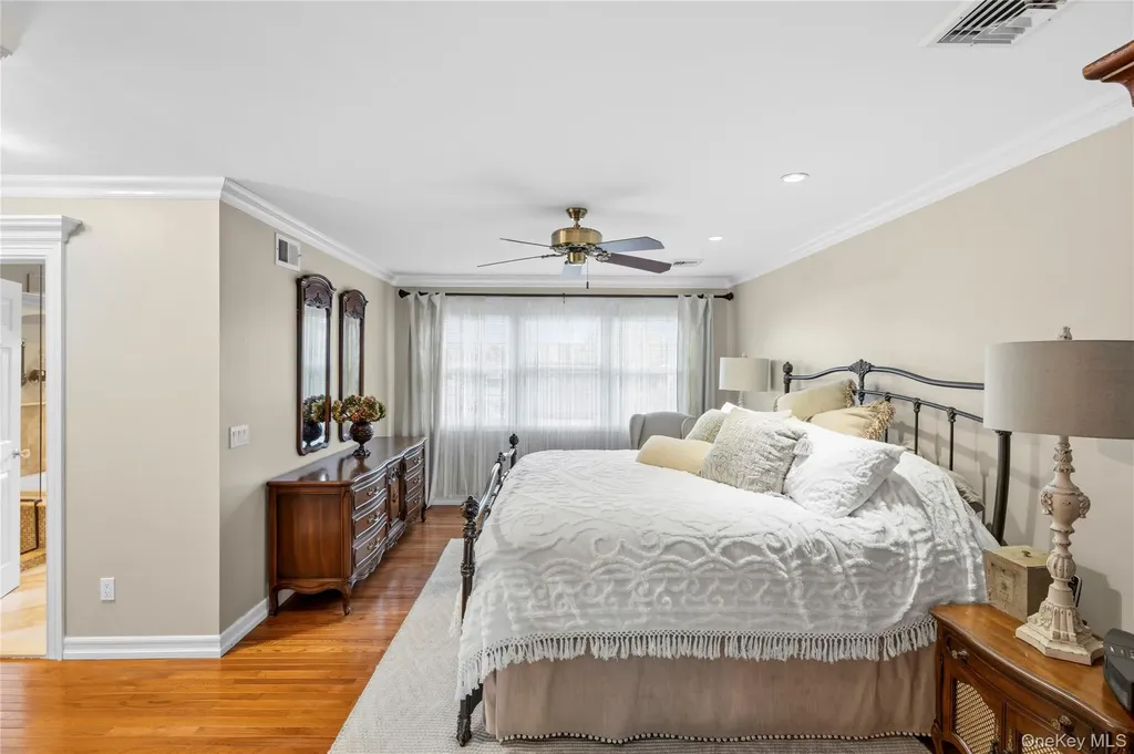201 Colony Drive Holbrook NY 11741
