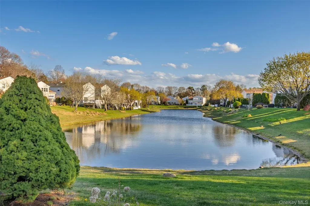 201 Colony Drive Holbrook NY 11741