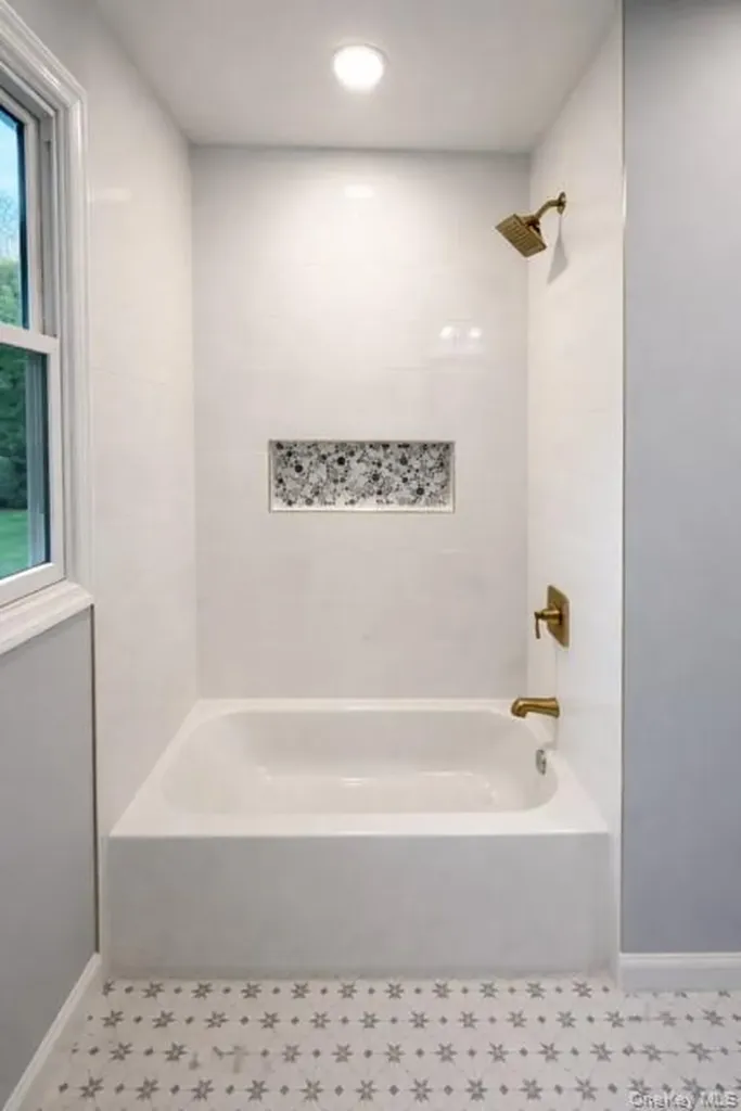 7 Jonathan Drive Staatsburg NY 12580