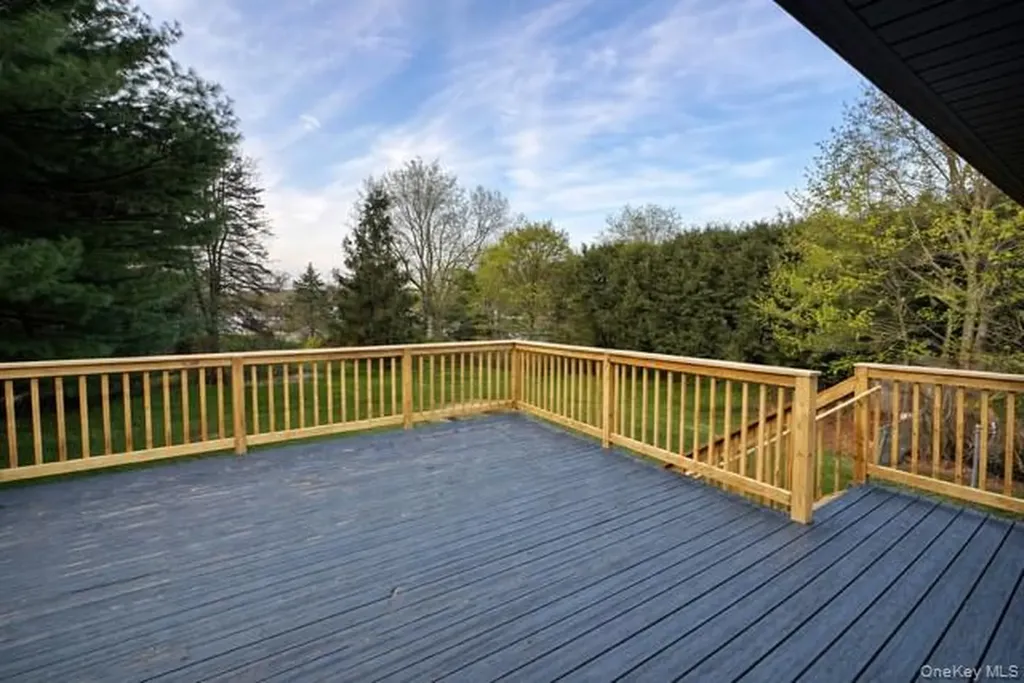 7 Jonathan Drive Staatsburg NY 12580