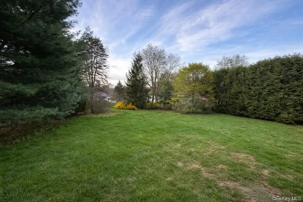 7 Jonathan Drive Staatsburg NY 12580