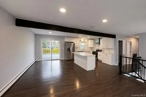 7 Jonathan Drive Staatsburg NY 12580