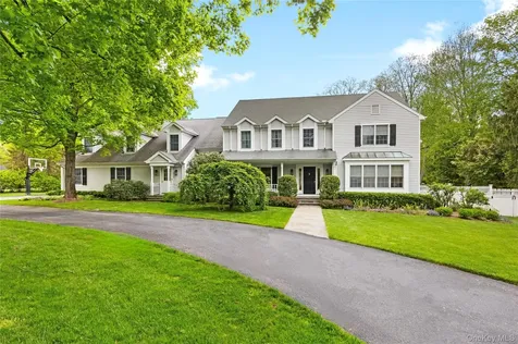 6 Round House Court Bedford NY 10506