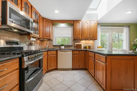 24 Overlook Road Ardsley NY 10502