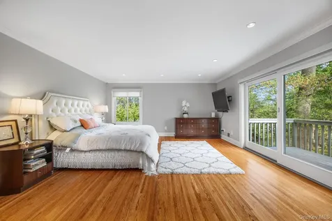 4 Mohican Trail Scarsdale NY 10583