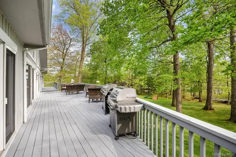 4 Mohican Trail Scarsdale NY 10583