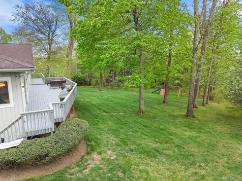 4 Mohican Trail Scarsdale NY 10583