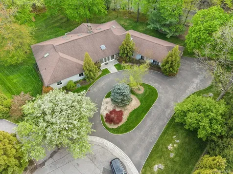 4 Mohican Trail Scarsdale NY 10583