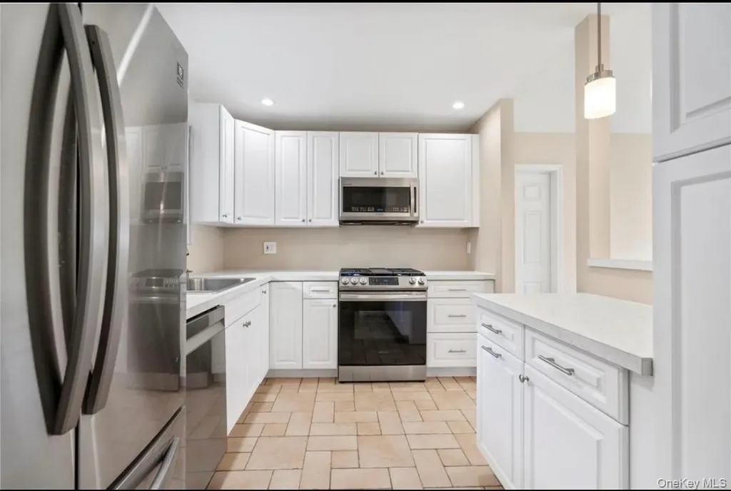 61 Brookhaven Drive Rocky Point NY 11778