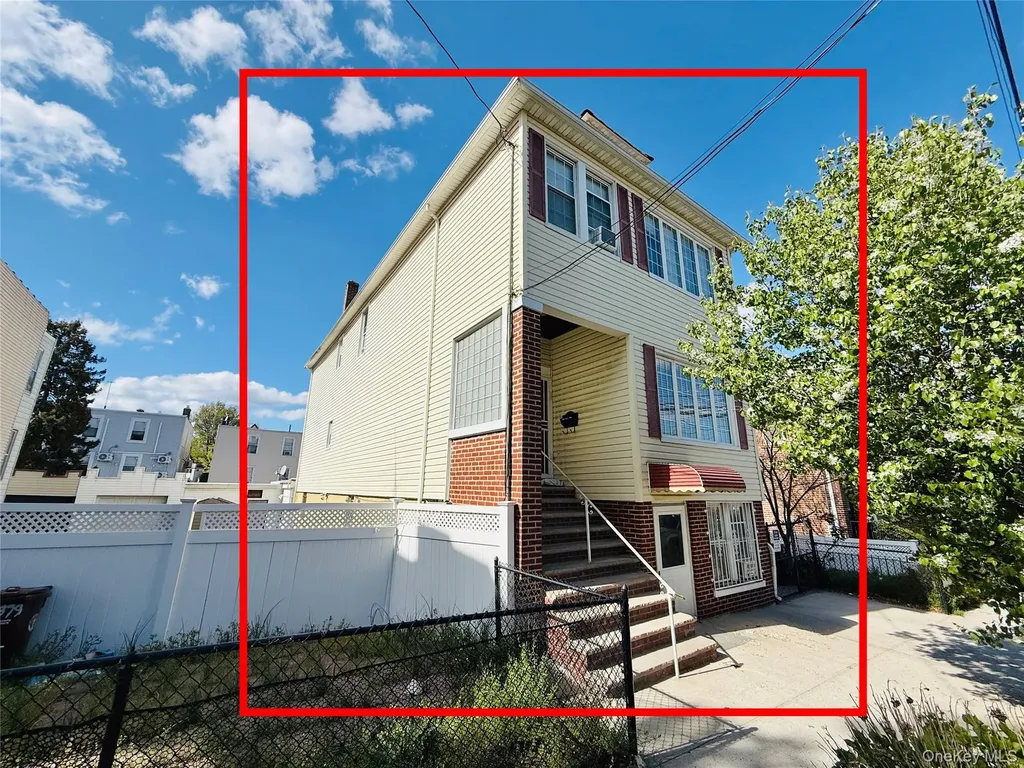 2879 Harrington Avenue Bronx NY 10461