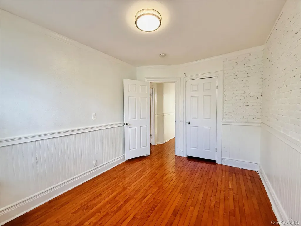 2879 Harrington Avenue Bronx NY 10461