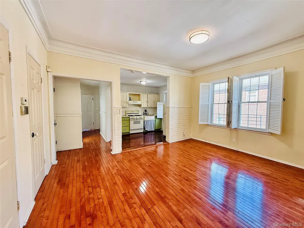 2879 Harrington Avenue Bronx NY 10461