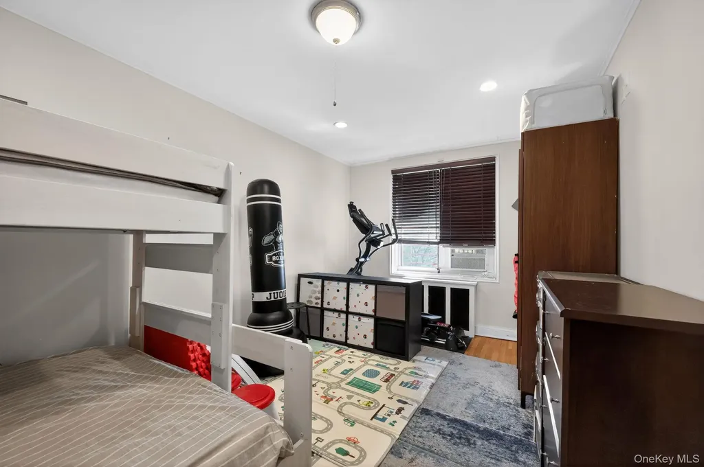 1304 Midland Yonkers NY 10704