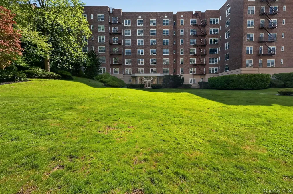 1304 Midland Yonkers NY 10704