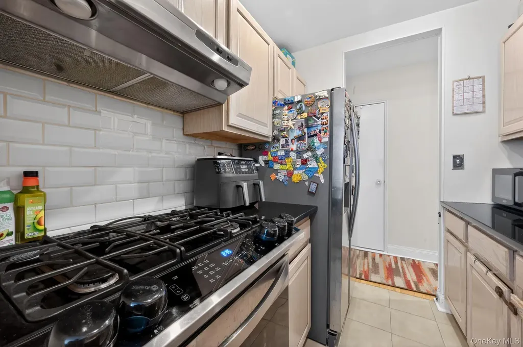 1304 Midland Yonkers NY 10704