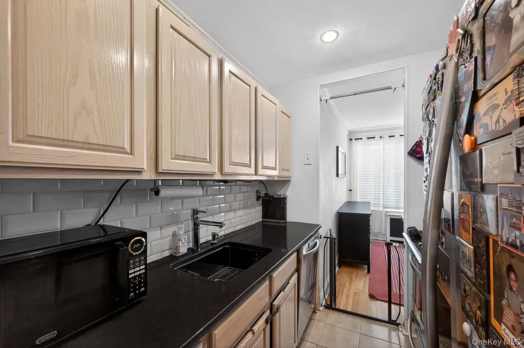 1304 Midland Yonkers NY 10704