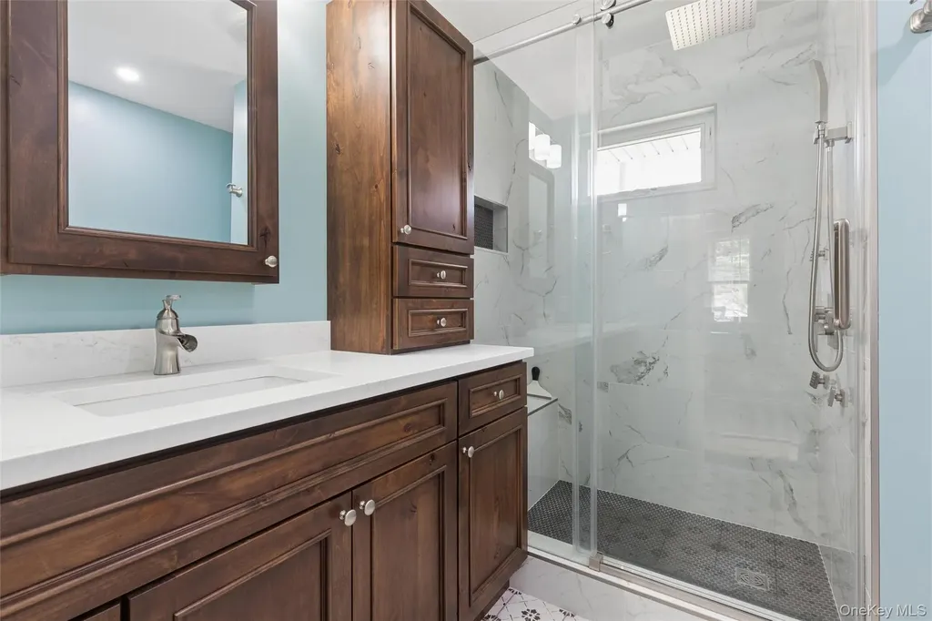61 Griffin Drive Mount Sinai NY 11766