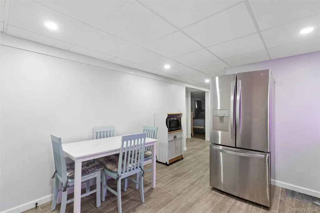 61 Griffin Drive Mount Sinai NY 11766